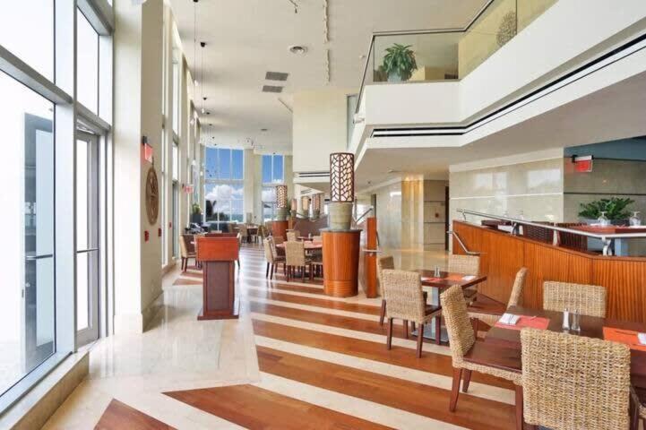 Beachfront Resort - Pool - Ocean View Balcony- Gym Miami Beach Eksteriør bilde